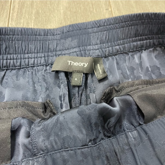 Theory Slim Pull On Pant in Viscose Jacquard Floral Navy Blue Ankle Trousers 6 - Picture 10 of 15